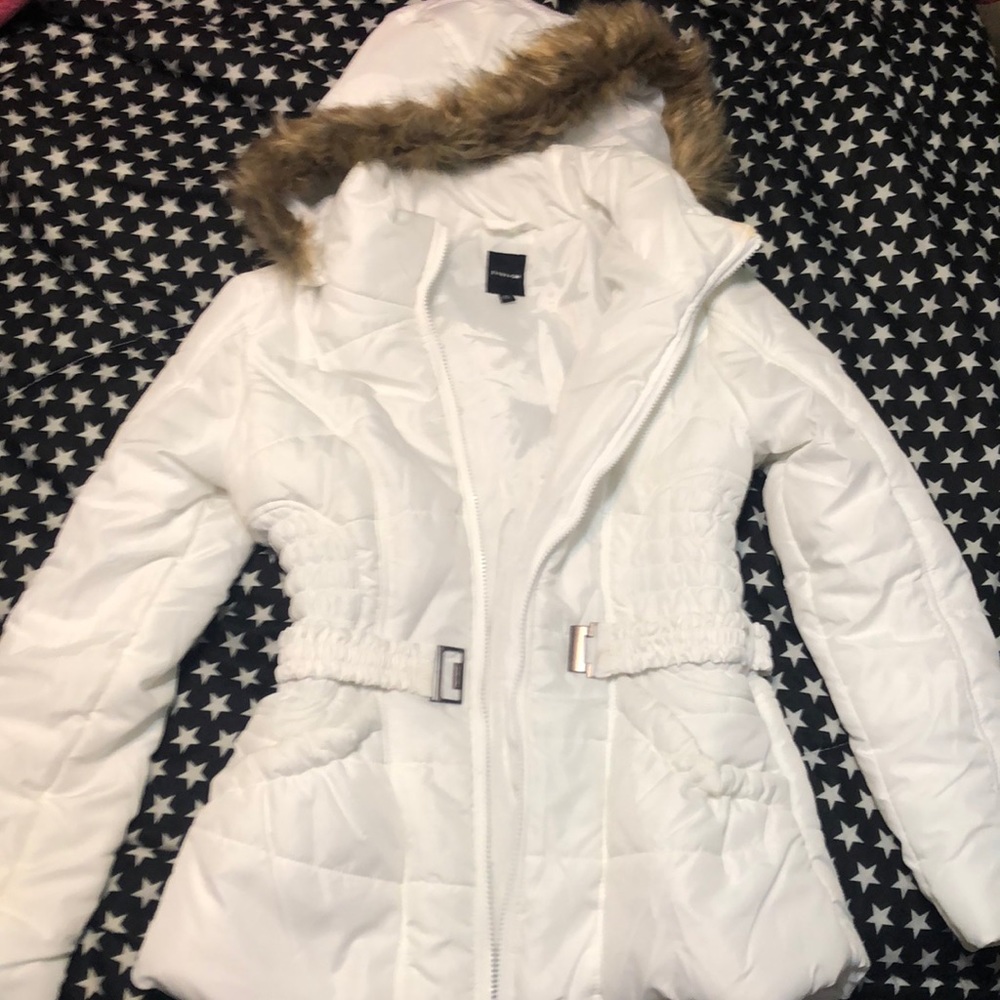 WOMENS PUFFER WHITE WHITE JACKET WITH BELT